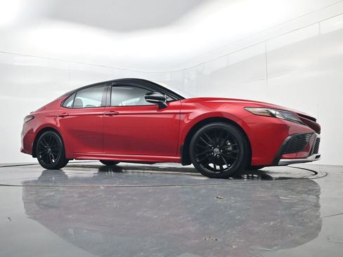 Used 2024 Toyota Camry XSE w/ Navigation Package image 35