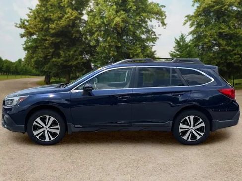 Used 2018 Subaru Outback 3.6R Limited AWD/4WD image 5