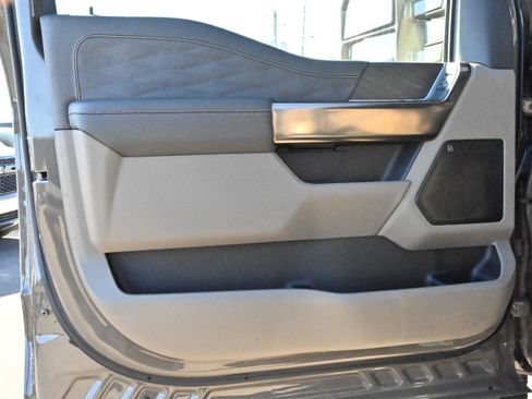 Used 2026 Ford F450 Platinum w/ Platinum Plus Package image 29