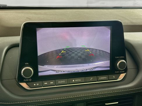 Used 2023 Nissan Rogue SV FWD image 22