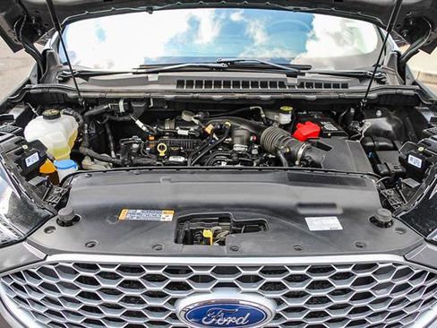 Used 2023 Ford Edge SEL image 26