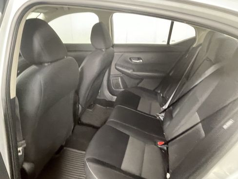Used 2021 Nissan Sentra SV FWD image 14