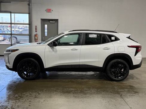 New 2026 Chevrolet Trax ACTIV w/ Sunroof Package image 6