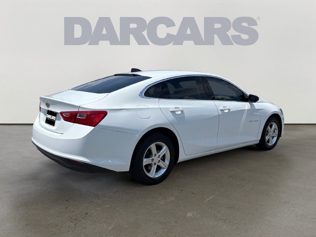 Used 2021 Chevrolet Malibu LS FWD image 7
