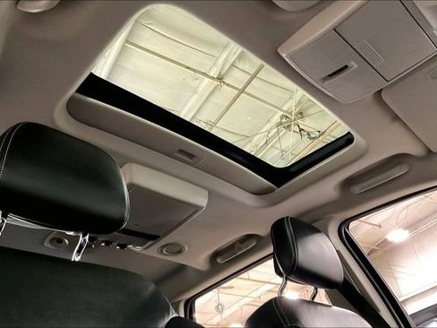 Used 2017 Dodge Journey Crossroad w/ Rear Seat Video Group I image 22