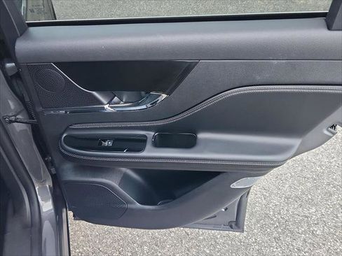 Used 2023 Lincoln Corsair Reserve w/ Equipment Group 201A image 31