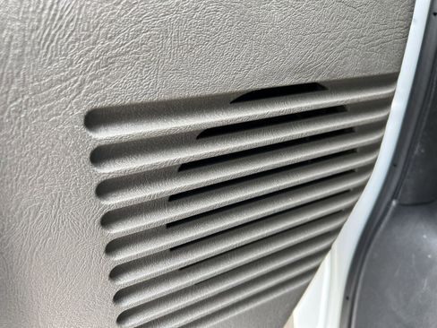 New 2026 Chevrolet Express 2500 w/ Enhanced Convenience Package image 21