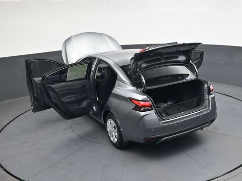 Used 2025 Nissan Versa S w/ Trunk Package image 49