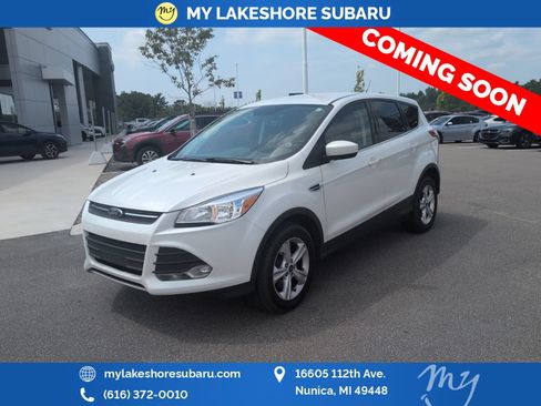 Used 2015 Ford Escape SE AWD/4WD image 3