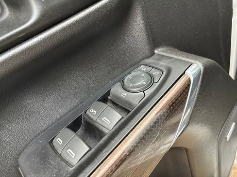 Used 2020 Chevrolet Silverado 1500 RST w/ All-Star Edition image 11