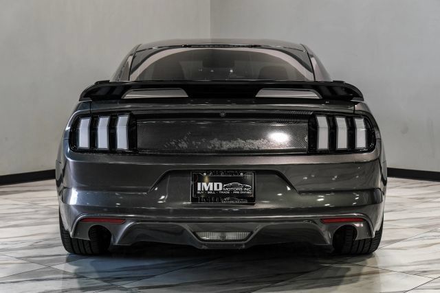 Used 2017 Ford Mustang Coupe RWD image 11