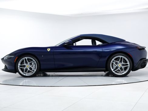 Certified 2026 Ferrari Roma Spider RWD image 7