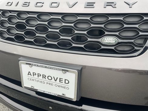Certified 2024 Land Rover Discovery Dynamic SE image 35