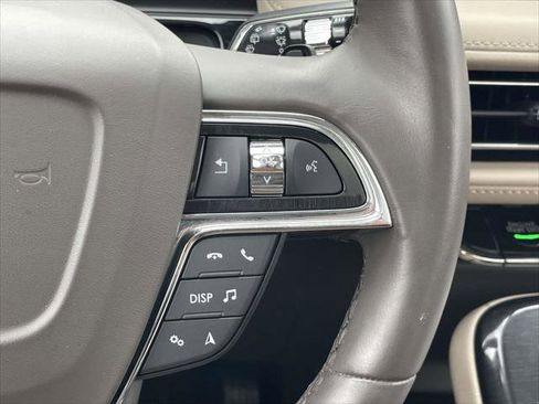 Used 2022 Lincoln Nautilus Reserve w/ Equipment Group 201A image 23