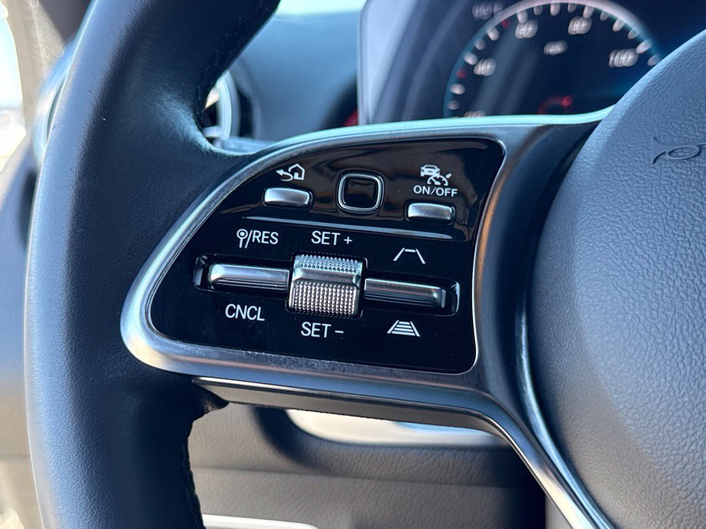 Certified 2023 Mercedes-Benz EQB 250+ image 25