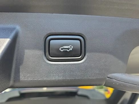Used 2023 Hyundai Tucson SEL FWD image 50