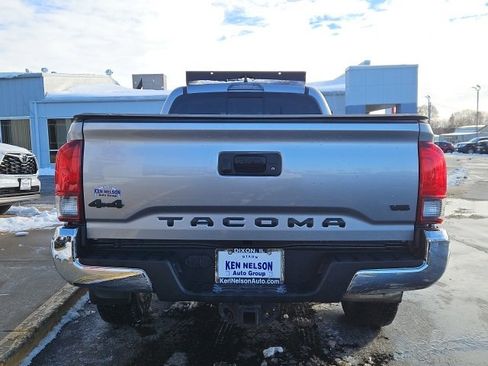 Used 2019 Toyota Tacoma SR5 image 8