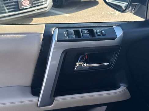 Used 2024 Toyota 4Runner SR5 image 32