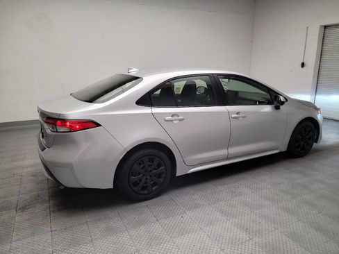 Used 2022 Toyota Corolla LE w/ Carpet Mat Package (TMS) FWD image 10