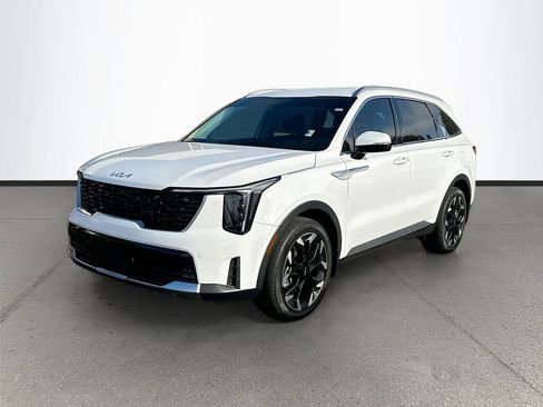 Certified 2025 Kia Sorento EX image 3