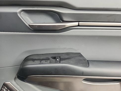 Used 2024 Kia EV9 Wind image 34