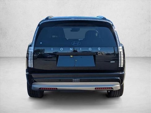 New 2026 Hyundai Ioniq 9 Limited image 7