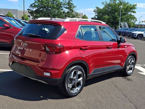 Certified 2023 Hyundai Venue Limited FWD image 6