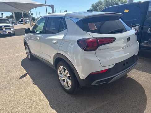 Used 2025 Buick Encore GX Preferred FWD image 8
