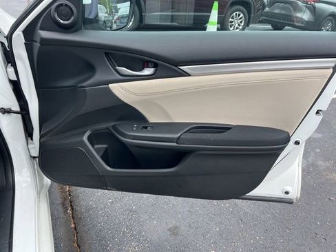 Used 2017 Honda Civic EX image 30