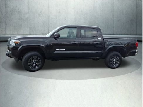 Certified 2023 Toyota Tacoma SR5 image 5
