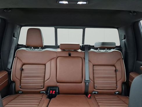 Used 2024 GMC Sierra 2500 Denali Ultimate w/ Max Trailering Package image 43