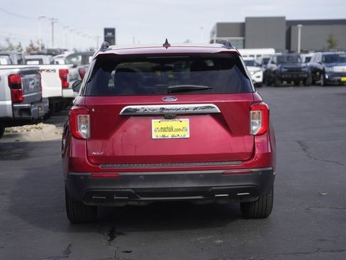 Certified 2021 Ford Explorer XLT image 7
