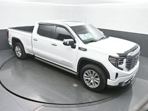 Used 2024 GMC Sierra 1500 Denali w/ Technology Package AWD/4WD image 46