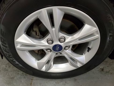 Used 2013 Ford Focus SE FWD image 28