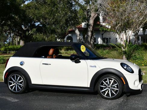 Used 2021 MINI Cooper S image 46