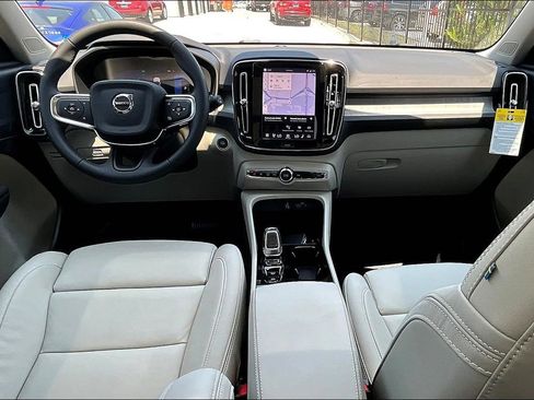 New 2026 Volvo XC40 B5 Plus w/ Protection Package Premier image 9