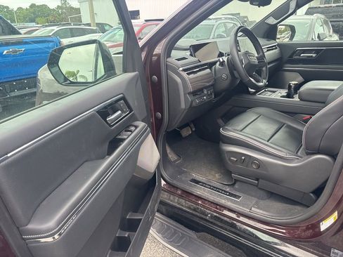 Used 2025 GMC Sierra EV Denali image 7