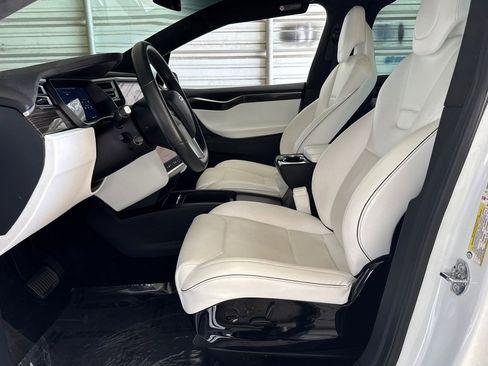 Used 2016 Tesla Model X 90D AWD/4WD image 10