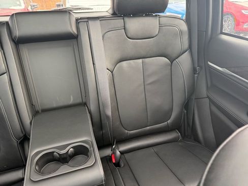 New 2026 Jeep Grand Cherokee Limited AWD/4WD image 16