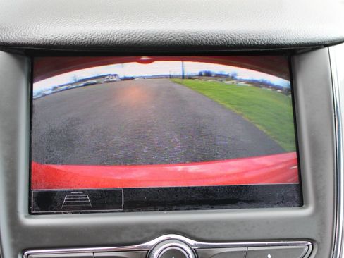 Used 2019 Chevrolet Cruze LT w/ Convenience Package image 11