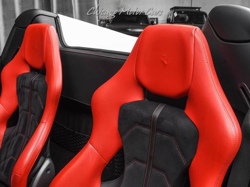 Used 2018 Ferrari 488 Spider RWD image 21