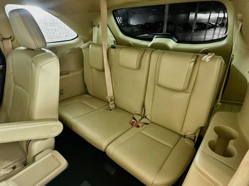 Used 2017 Toyota Highlander Limited Platinum AWD/4WD image 31