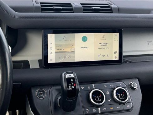 Used 2023 Land Rover Defender 110 SE image 6