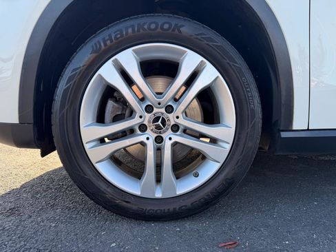 Used 2018 Mercedes-Benz GLA 250 4MATIC image 24