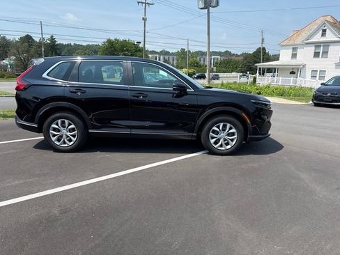 Used 2023 Honda CR-V LX image 5