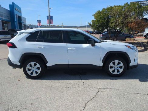 Used 2024 Toyota RAV4 LE image 9