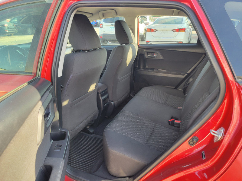 Used 2018 Toyota Corolla iM w/ All-Weather Mat Package FWD image 22