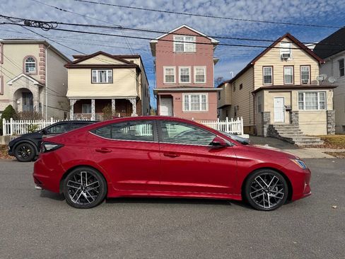 Used 2020 Hyundai Elantra Sport w/ Cargo Package (C1) image 8