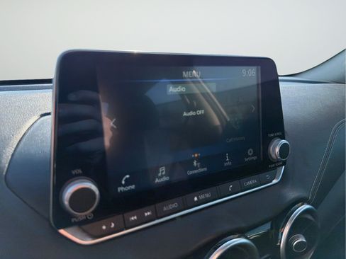Certified 2024 Nissan Sentra SV FWD image 18