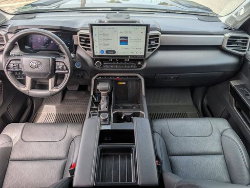 Used 2024 Toyota Tundra Limited AWD/4WD image 4